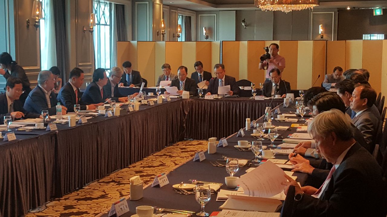 일자리위원회 이용섭부위원장발표 및 간담회 참석